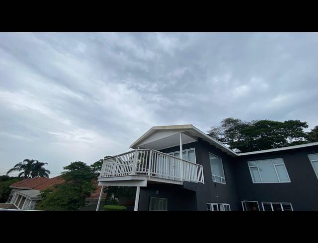 4 BEDROOM FREEHOLD FOR SALE IN GLENWOOD